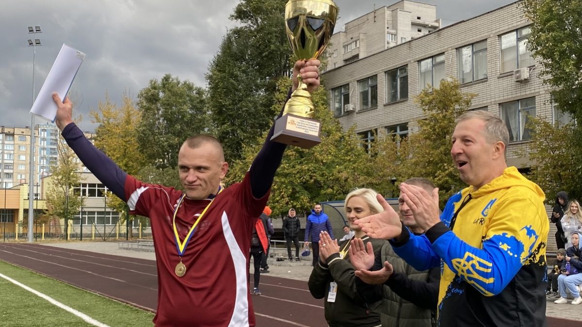 Кубок Кам‘янського з футболу: “Атлетик” розгромив “Дніпровських вовків” у фіналі