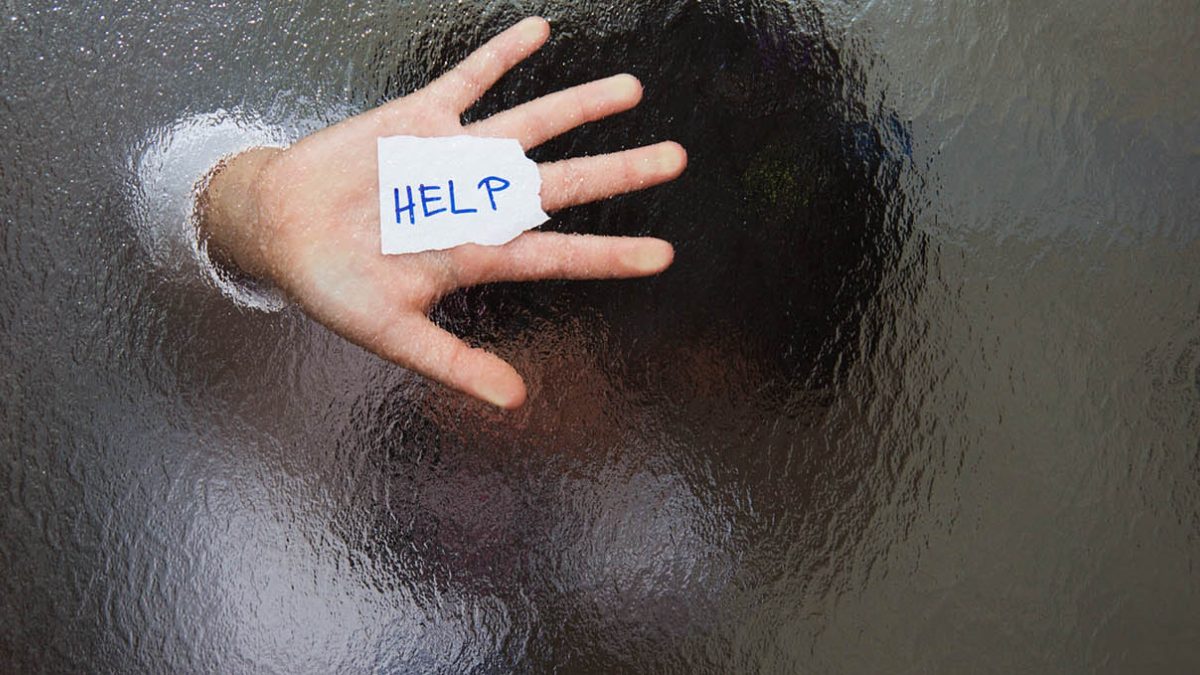 Кам’янчани, які постраждали від домашнього насильства, можуть отримати соціально-психологічну допомогу: куди звертатися
