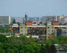 Скільки років потрібно мешканцю Дніпропетровщини, щоб купити однокімнатну квартиру