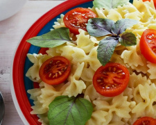 Салат &quot;Італійський кінь&quot;: рецепт страви-талісману 2026 року, яка притягує удачу й достаток