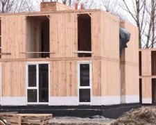 Тисячі ВПО можуть отримати дах над головою: в Україні запускають новий житловий проєкт