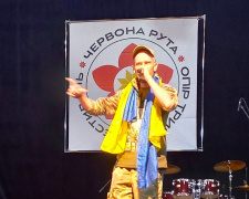 Олександр Остапенко з Кам'янського виборов перемогу на відбірковому етапі фестивалю «Червона рута»