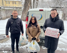 Волонтери Кам&#039;янського допомогли бездомним громадянам