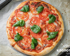 Сьогодні День піци: готуємо італійську маргариту з Євгеном Клопотенко