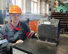 За лаштунками ЮЖКОКСа: жінка, яка змушує серця двигунів битися