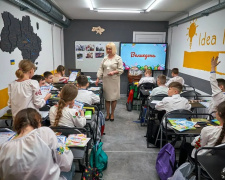 Освіта під землею: обіцяють безкоштовне харчування та підвищення зарплат вчителям