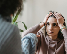 Зізнався після інтиму: на Дніпропетровщині жінка в одну мить змінила життя сім'ї через невірність чоловіка