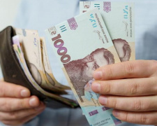Згорять через два тижні: українцям розповіли про остаточний дедлайн для трьох видів державних виплат