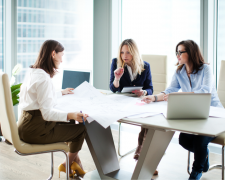 Як Служба зайнятості підтримує жінок Дніпропетровщини у їхніх прагненнях: статистика з початку року