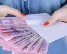 Чому не прийшли гроші ВПО у липні – причини затримки виплат