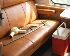 Шабля, фен та переносний холодильник: що пасажири Укрзалізниці губили у 2025 році