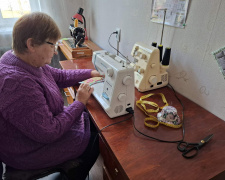 Невидима праця: хто у Кам&#039;янському повертає до життя улюблені речі, ремонтуючи настрій