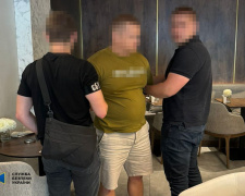 Кримінальний авторитет з Кам&#039;янського кришував на Франківщині банду, яка тероризувала бізнес в Україні