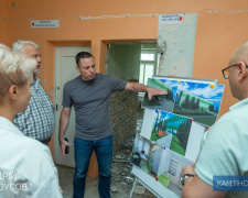 В Кам&#039;янському міжнародники допомагають громаді оновлювати відділення у трьох міських лікарнях