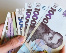 Пенсіонерам доплатять майже 1300 грн: хто саме зможе отримати надбавку