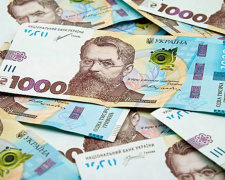 Гаманці поважчають: зарплати вчителів, виплати на дітей та нові податки — що зміниться з 1 січня 2026 року