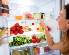 Як правильно зберігати продукти в холодильнику: лайфхаки для свіжості