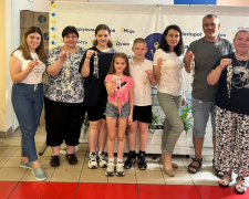 Сонце й вітер у власних руках: у Кам’янському маріупольці створили яскраві обереги