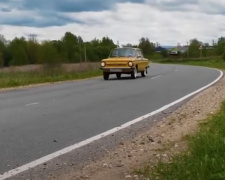 Ретро на ходу: як на Дніпропетровщині рятують легендарні автівки від металобрухту