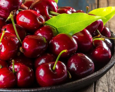 Черешня - не для всіх: коли смачна ягода може нашкодити здоров’ю