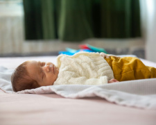Новонароджений у пакеті: у Дніпрі на подвір’ї багатоповерхівки знайшли дитину з плацентою