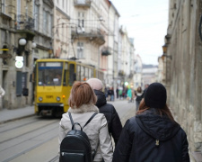 Українці масово повертаються з-за кордону: хто і чому їде додому з ЄС