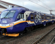 Новий розклад приміських поїздів у Кам’янському діятиме з 15 по 19 вересня - графік руху