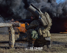 Пекло на Дніпропетровщині: тисячі дронів-камікадзе намагаються відрізати підступи до кордонів області