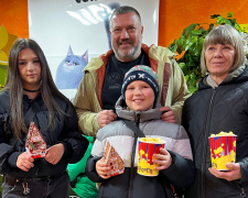 Світло сімейного затишку: ветерани Каметсталі разом із родинами поринули у світ мультяшного дива