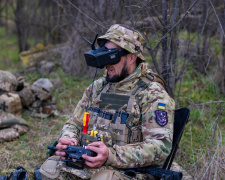 Під прицілом авіабомб: ситуація на межі Дніпропетровщини стала критичною, ворог затискає кільце