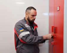 Турбота про захисників виробництва: газорятівники Каметсталі отримали модернізовані побутові приміщення