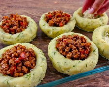 Приготуйте картопляні гнізда з фаршем — ефектна і дуже смачна страва