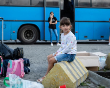 Ворог наступає: примусову евакуацію оголосили ще з 18 населених пунктів Дніпропетровської області