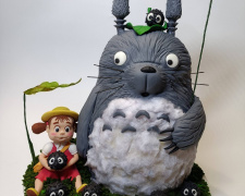 Коли торт - це мистецтво: кондитер з Дніпропетровщини створив магічного лісового духа - Тоторо
