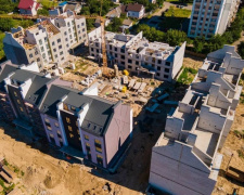 Житло для ВПО в Україні: чому обіцяна програма досі не працює — думка експерта