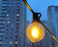 У Кам&#039;янському у неділю, 16 листопада, вимикатимуть світло: графік та адреси відключень