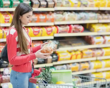 «Сільпо» і не тільки: які торговельні мережі долучилися до програм «Національний кешбек» та «Зимова підтримка»