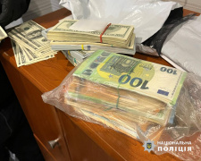 Заробляли на смертях: на Дніпропетровщині затримали учасників ритуальної мафії 