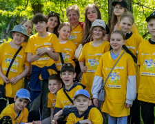 «Діти прагнуть розвитку»: як проходить перша літня зміна «Блогер Кемп» від Фонду Ріната Ахметова
