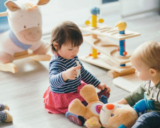 Діти ВПО у Кам&#039;янському можуть отримати безкоштовні іграшки - інструкція для реєстрації