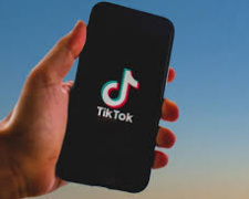 Як кам&#039;янчанам не втратити кошти через шахраїв у TikTok - поради від Центру протидії дезінформації.