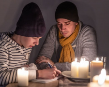 У Кам&#039;янському у п&#039;ятницю, 17 жовтня, вимикатимуть світло: графік та адреси відключень