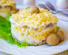 Прості салати з трьох інгредієнтів: дві страви, які стануть "зірками" вашого меню