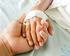 Отруєння замість вечері: у Кам'янському районі троє дітей госпіталізовані через помилкове вживання нітриту натрію