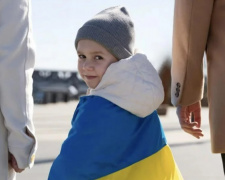 Виплати 3000 грн для всіх дітей ВПО: уряд ухвалив рішення після тривалих дискусій