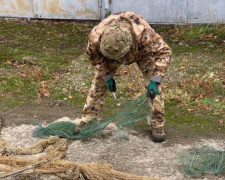 Рибоохоронці Дніпропетровщини передали вилучені браконьєрські сітки на потреби українського війська 