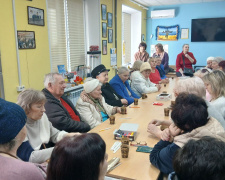 Нове життя після 60: у Кам’янському відкрили простір для спілкування та підтримки