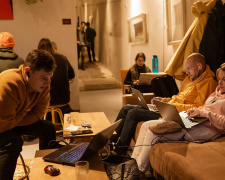 Графіки відключень світла на 13 березня: мешканців Дніпропетровщини попередили про обмеження