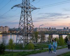 Світло на Дніпропетровщині 11 квітня: ДТЕК та Укренерго зробили заяву щодо стану мереж та графіків