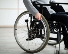 Роботодавці Кам’янського можуть отримати понад 106 тисяч гривень на облаштування робочого місця для людини з інвалідністю